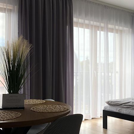 Tanie Noclegi Gliwice - Apartamenty Lowicka 28 Bagian luar foto